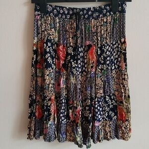Patchwork Ditsy Floral Skirt 100% Rayon Crinkle Knee Length Boho Daisy Flowy